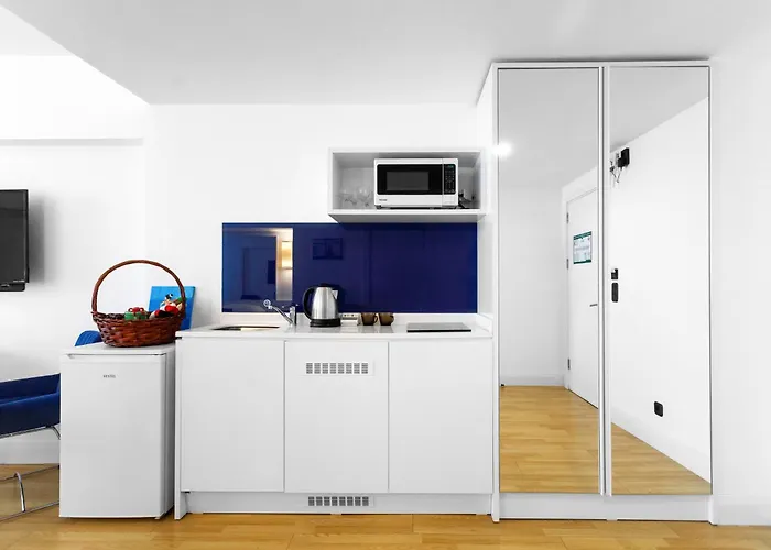 Orbi City Sea View Apartament